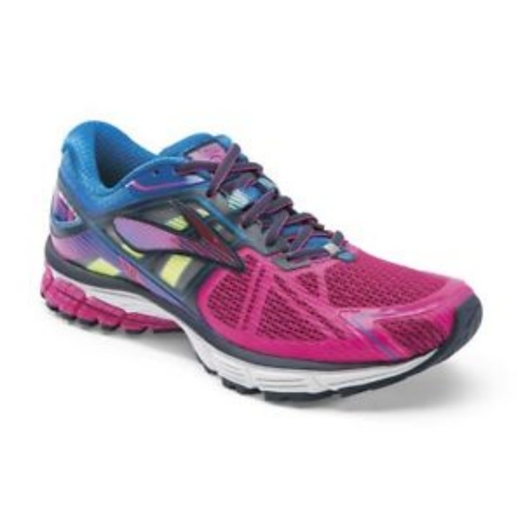 Brooks Shoes - Brooks Ravenna 6 DNA Size 8 Womens
